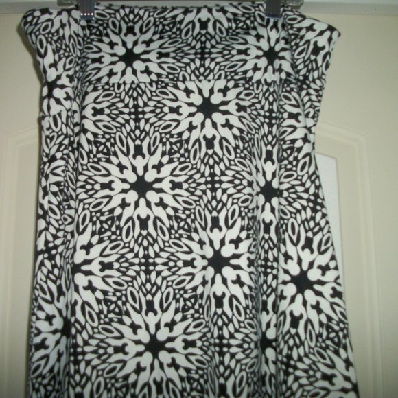 LITTLE BLACK & WHITE KNIT DROP FLOUNCE SKIRT M - Picture 3 of 4